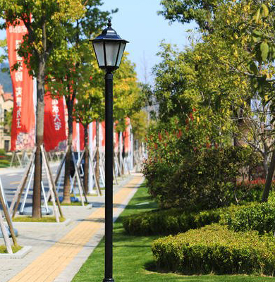金塔庭院灯