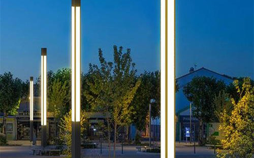 太阳能金塔景观灯定制常见问题与解决方案