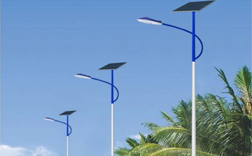 金塔太阳能路灯防触电安全指南：如何选择与维护