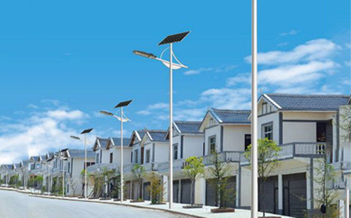 金塔太阳能路灯配置与在乡村道路照明中的应用